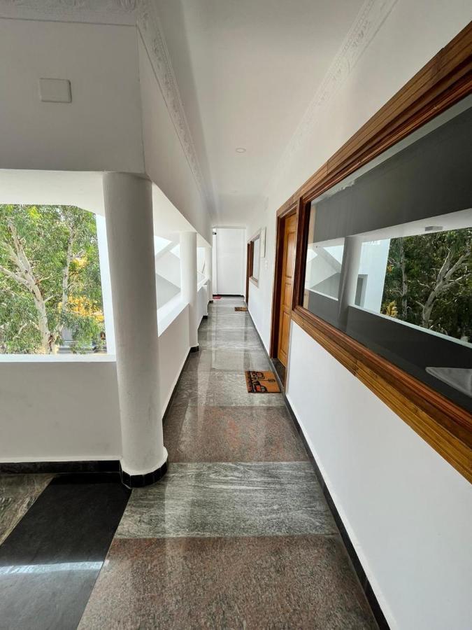 Anand Beach Guesthouse By Moonrocks Mahabalipuram Exterior foto